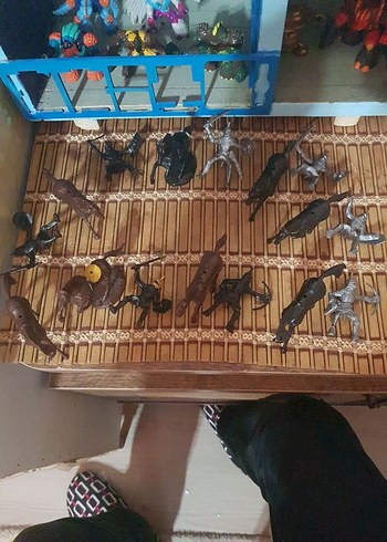 ortaçağ romalı askerler 8 at 8 asker - Görsel 2