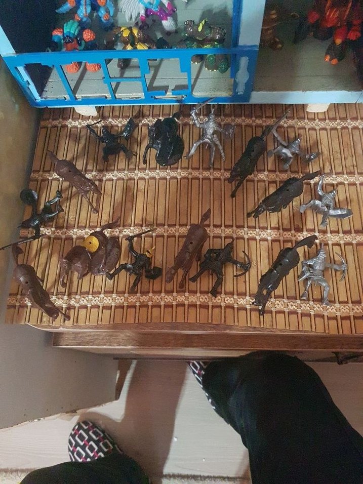 ortaçağ romalı askerler 8 at 8 asker - Görsel 2