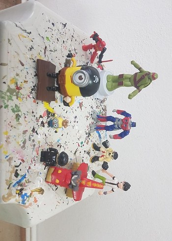 karışık oyuncak 9 adet
