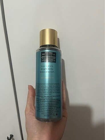 Beden Renk Victoria secret aqua kiss vücut spreyi