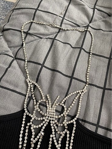 zara kelebek tasli straplez crop - Görsel 5