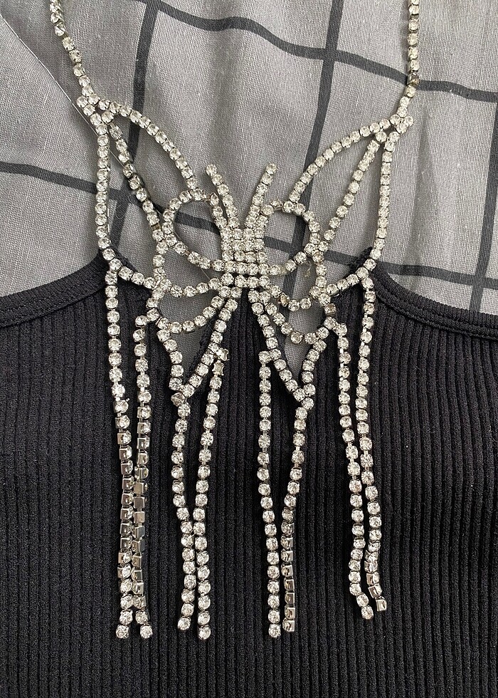 zara kelebek tasli straplez crop - Görsel 2