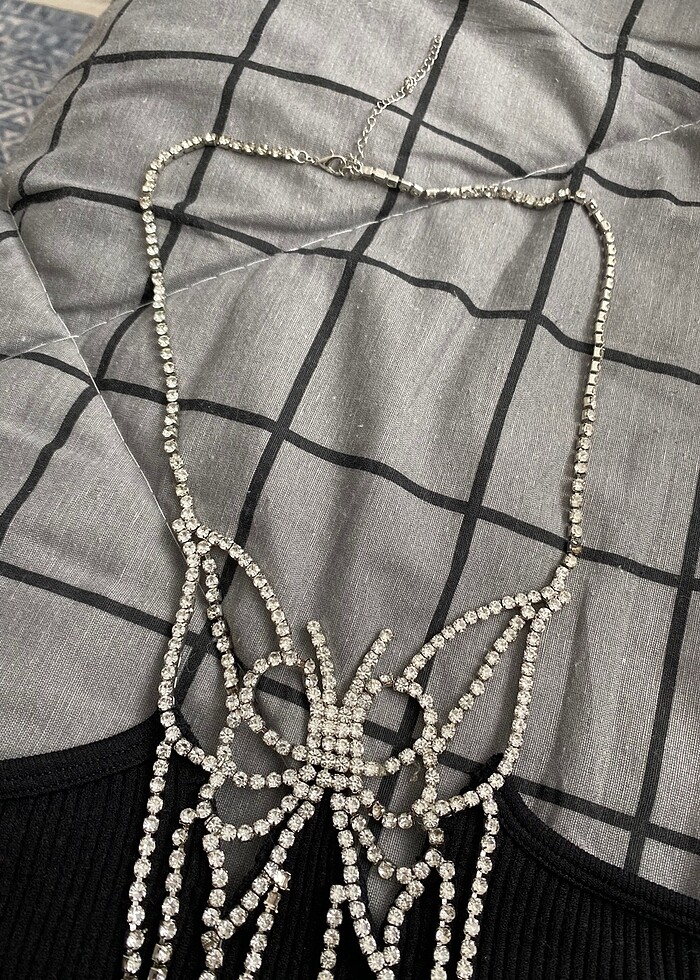 zara kelebek tasli straplez crop - Görsel 5