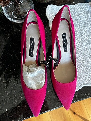 Zara Pembe Topuklu