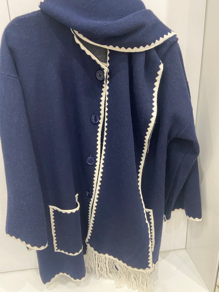 Püsküllü Nakışlı Kısa Lacivert Kadın Kaban atkılı ceket - Görsel 4