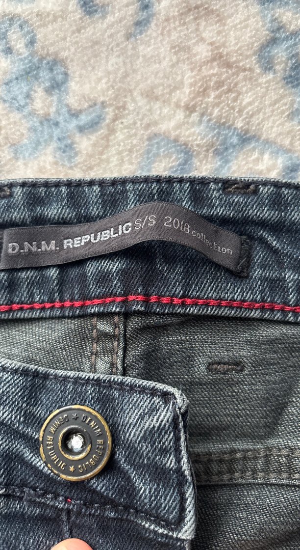 Gri Düğmeli Rahat Kesim Erkek Kot Pantolon - Görsel 2