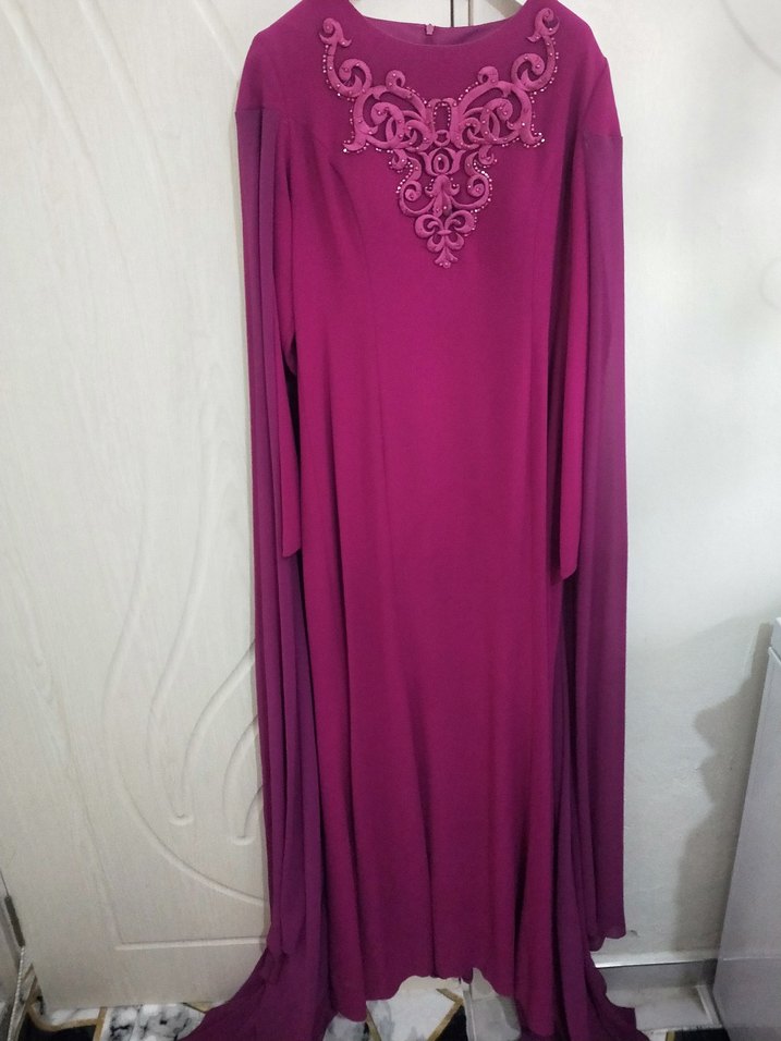 Mor İşlemeli Uzun Kollu Uzun Abiye Elbise - Görsel 3