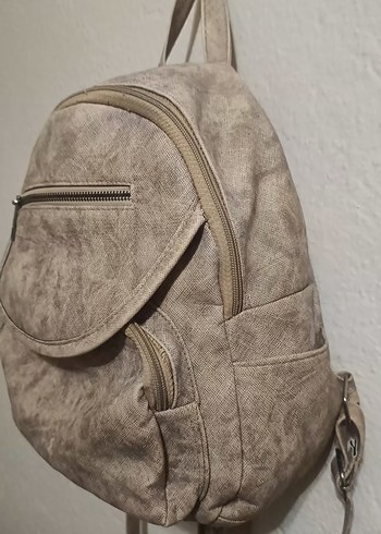 hem şık hem çok cepli sırt çantası - Görsel 3