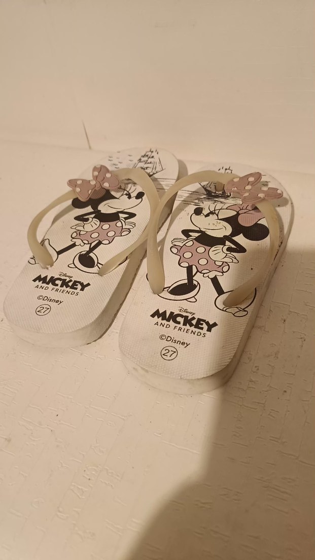 Beyaz Minnie Baskılı Kız Terliği - Görsel 3