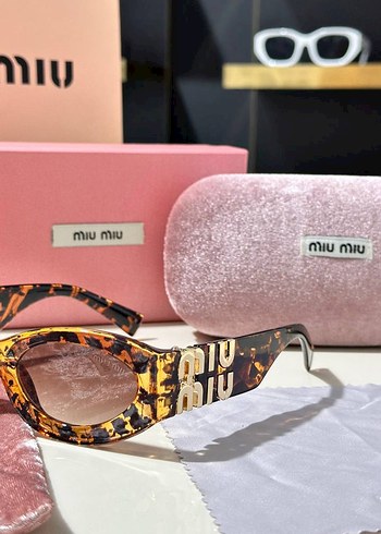 Miu Miu Miu miu kadın güneş gözlüğü