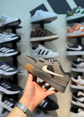 44 Beden gri Renk Travis scott jumpman nike erkek ayakkabı