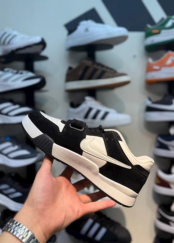 44 Beden Nike travis scott jumpman erkek ayakkabı