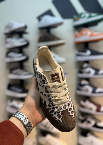 40 Beden kahverengi Renk Adidas Kadın Spor Ayakkabı