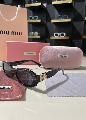 Miu miu kadın gözlük