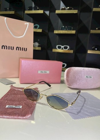 Miu Miu