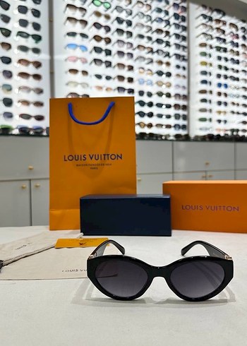 Louis Vuitton Kadın Güneş Gözlüğü - Görsel 2