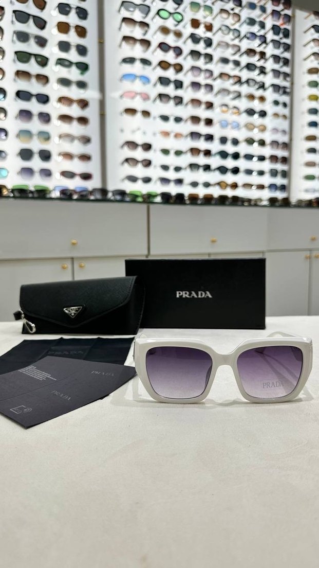Prada Kadın Güneş Gözlüğü - Görsel 2