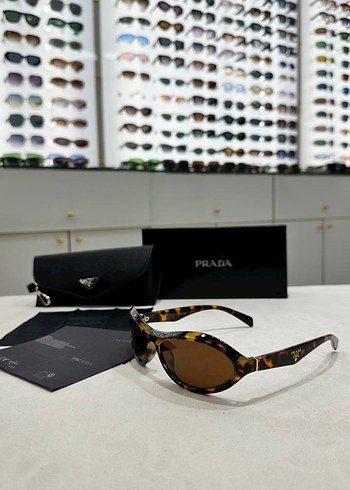 Prada Kadın Güneş Gözlüğü - Görsel 2