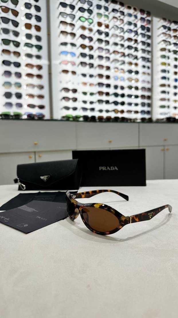 Prada Kadın Güneş Gözlüğü - Görsel 2