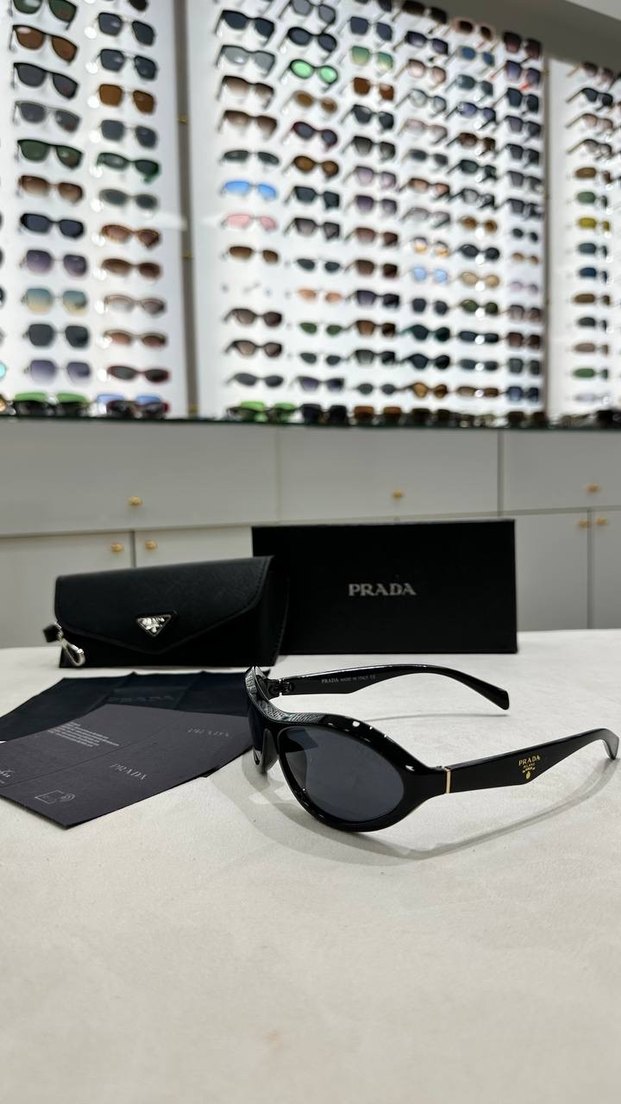 Prada Kadın Güneş Gözlüğü - Görsel 2