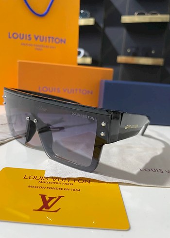 Louis Vuitton Louis Vuitton unısex Güneş Gözlüğü