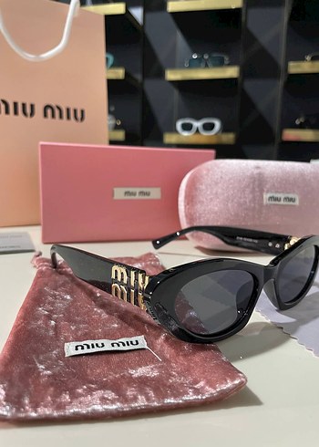 Miu Miu Miu Miu Kadın Güneş Gözlüğü