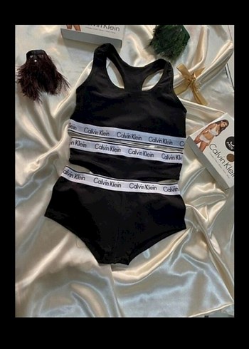Calvin Klein Siyah Mini Spor Sütyen ve Külot Takımı