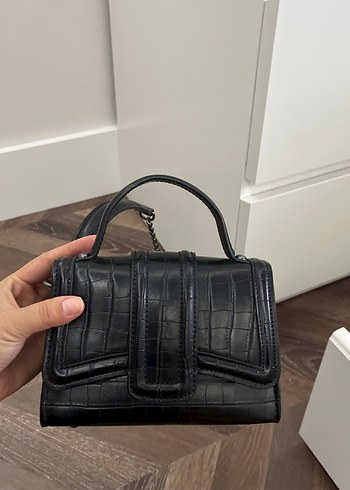Zara çanta