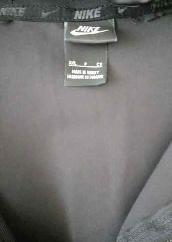 xxl Beden Nike Siyah Kapüşonlu Fermuarlı Kadın Ceket