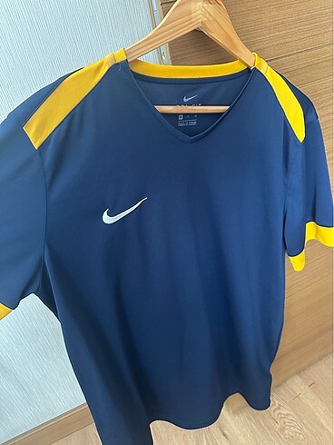 Nike Dri-Fit Tshirt