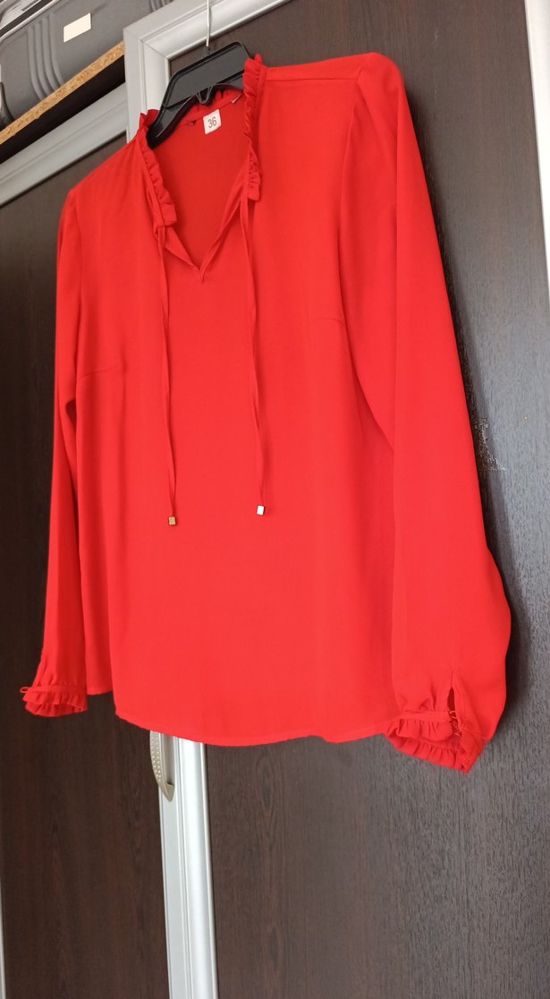 Kırmızı V Yaka Uzun Kollu Kadın Bluz - Görsel 3