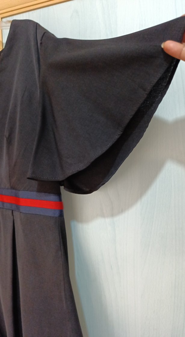 Kadın Siyah V Yaka Kemerli Şort Tulum Paris tasarım - Görsel 3