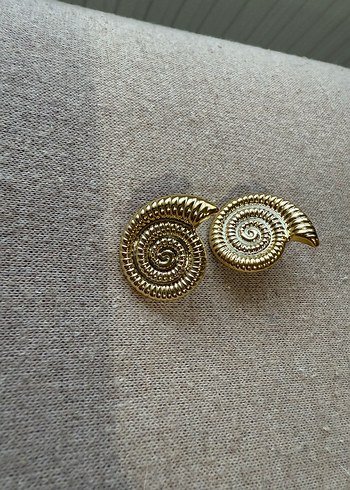 Diğer Vintage Altın Renkli Küpe