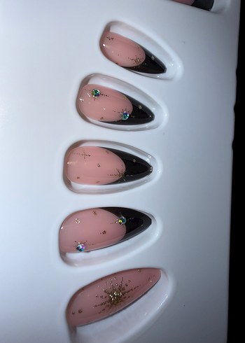 DOĞAL DURUŞ FRENCH TAŞLI TASARIM TIRNAK SET - Görsel 3