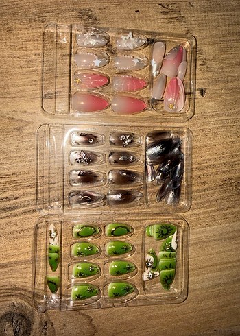 3 ADET TASARIM TAKMA TIRNAK SETİ - Görsel 2