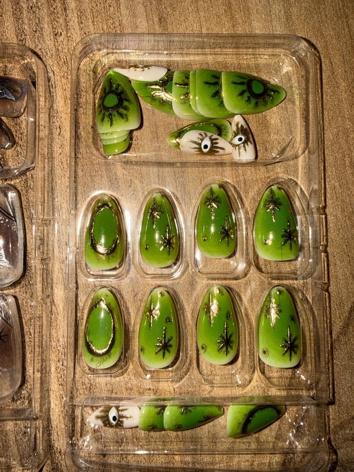 3 ADET TASARIM TAKMA TIRNAK SETİ - Görsel 5