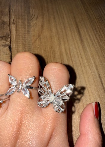 İki Adet Parlak Taşlı Kelebek Yüzük - Görsel 2