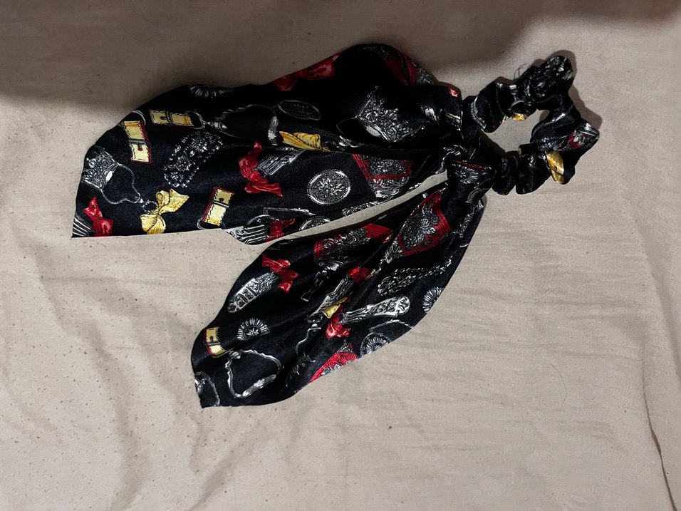 Koyu Siyah Saç Aksesuarı - Görsel 2