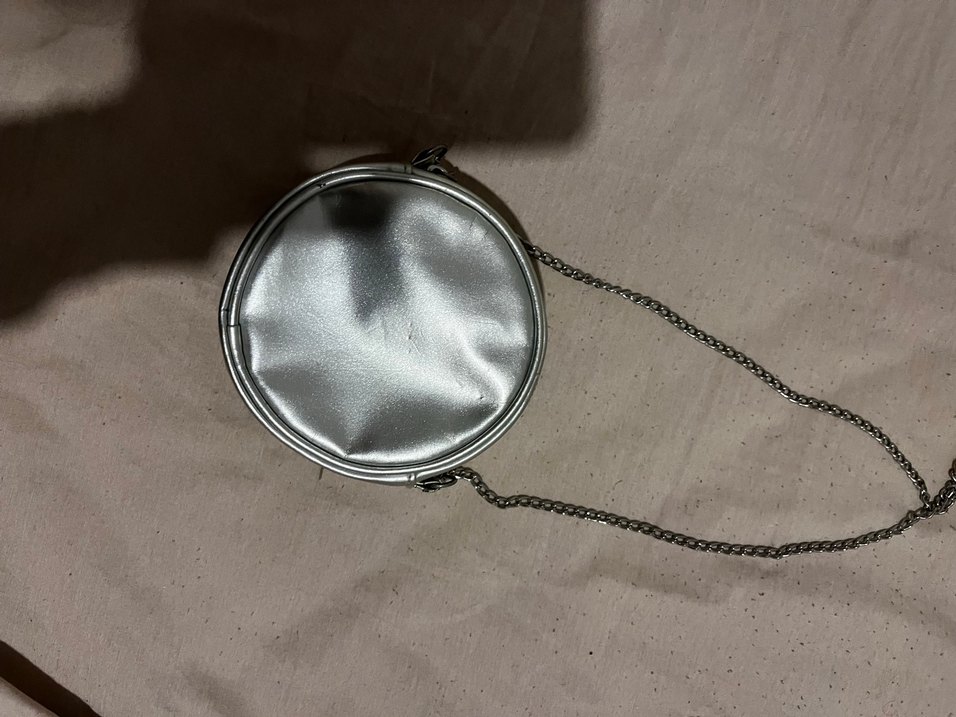 Gri Pullu Gül Detaylı Zincir Kadın Çanta - Görsel 2