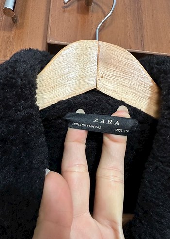 Zara Zara İçi Kürklü Mont