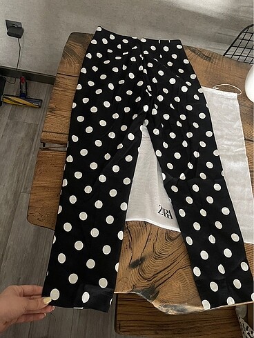 Zara Keten Karışımlı Puantiyeli Pantolon (7) - Görsel 8