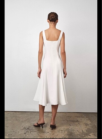 xl Beden Zara Midi Elbise