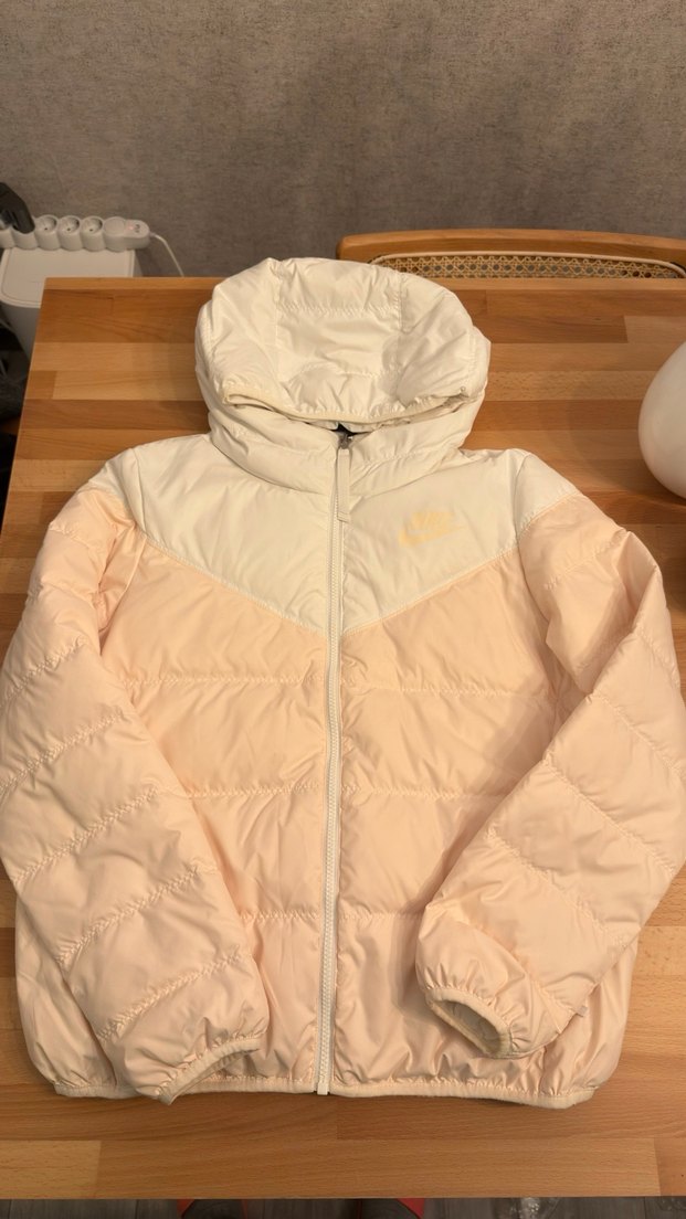 Nike Çift Taraflı Ördek Tüyü Mont - Görsel 4