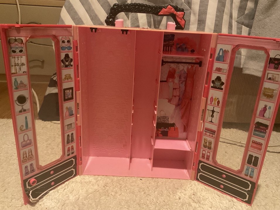 Parlak Pembe Barbie Çocuk Gardırop - Görsel 2