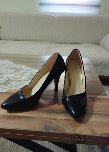 37 Beden Diger Siyah Stiletto Kadın Topuklu Ayakkabı