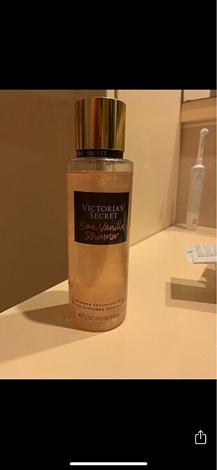Victoria secret simli vücut spreyi