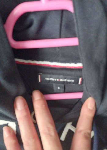 s Beden Tommy Hilfiger orjinal bir kere giyildi