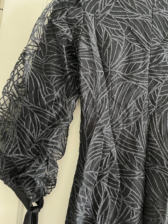 Uzun Gri Nakışlı Gotik Kadın Elbise - Görsel 3