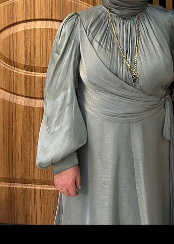 Tessetür yeşil abiye elbise - Görsel 4