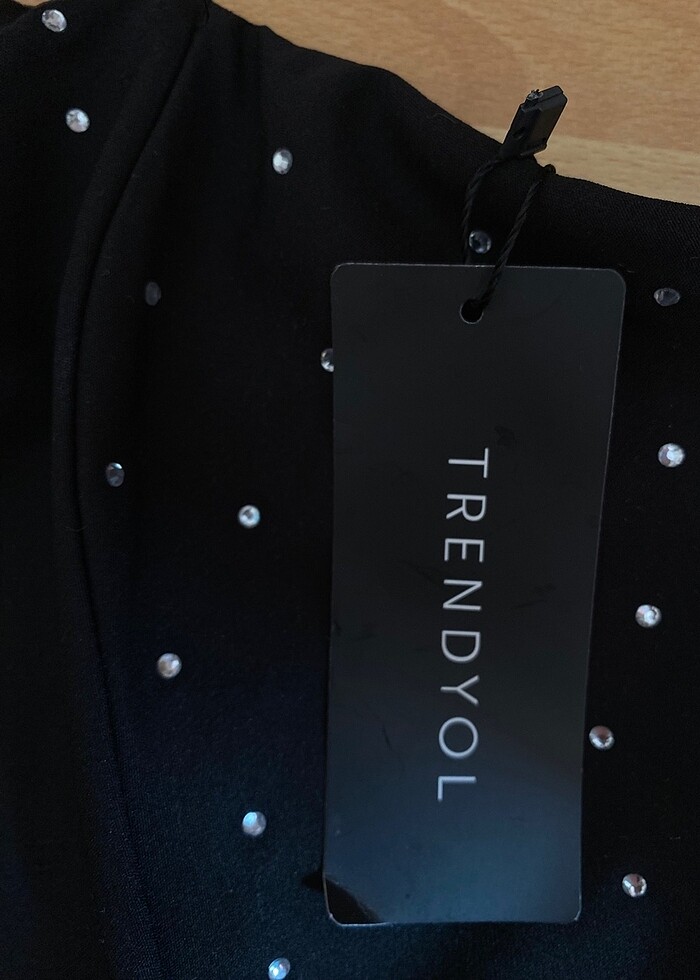 Taşlı siyah abiye elbise - Görsel 5